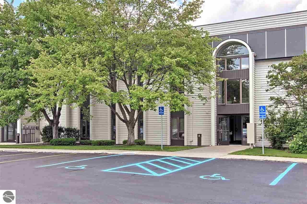 900 East Front Street, Traverse City, MI 49686